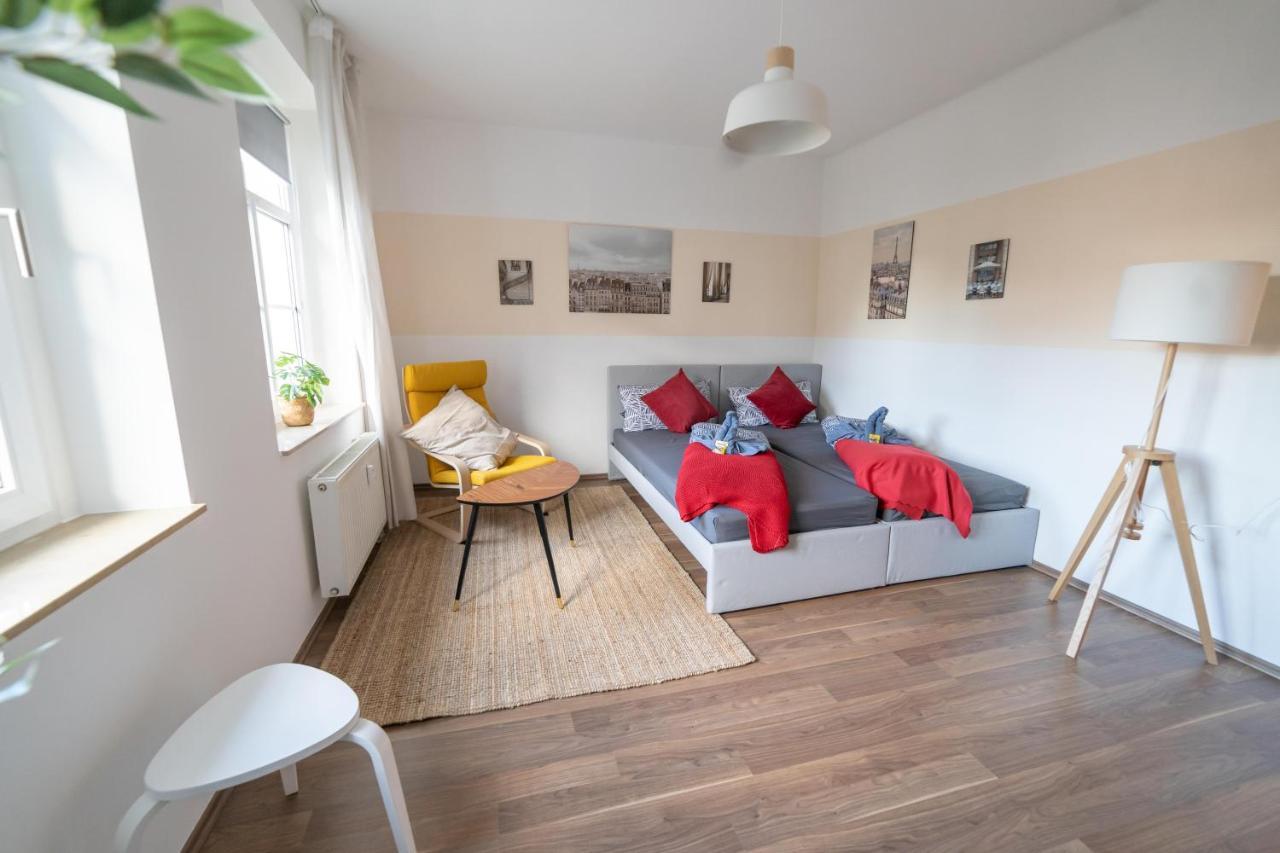 Fullhouse - Zwickau - L12 - 2 Single Beds - Nespresso - Smarttv Apartment Luaran gambar